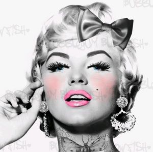 Meet your Posher, Vanessa